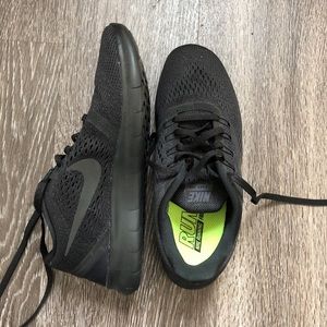 Women’s Nike Free Runs